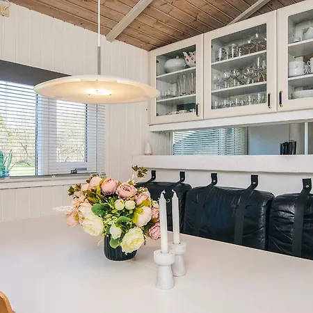 Three-bedroom In 3 Bindslev