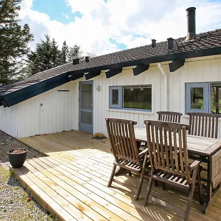 Three-bedroom In 3 Holiday home