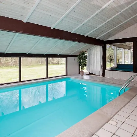 Holiday home Three-bedroom In 3 *